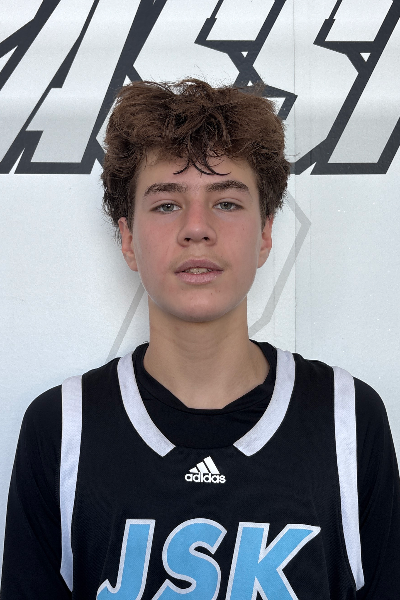 Stefano Landauro at Breakthrough New Year's Challenge 2026